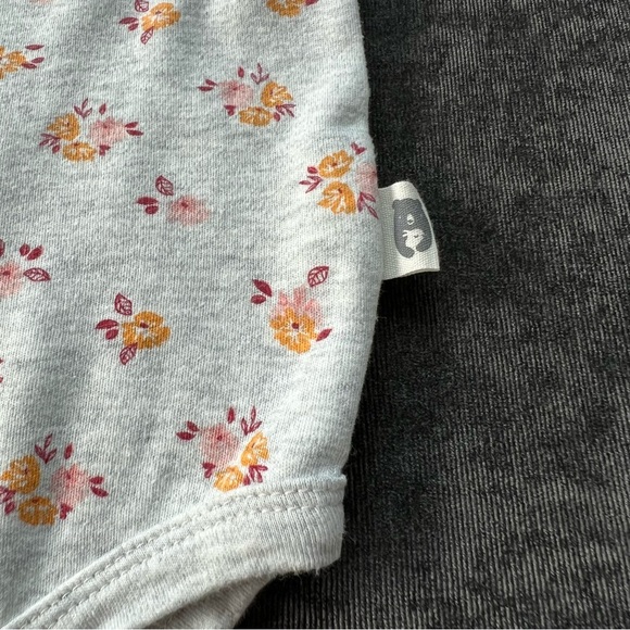 Rabbit + Bear Outfit Size 3-6 Months - Picture 4 of 10